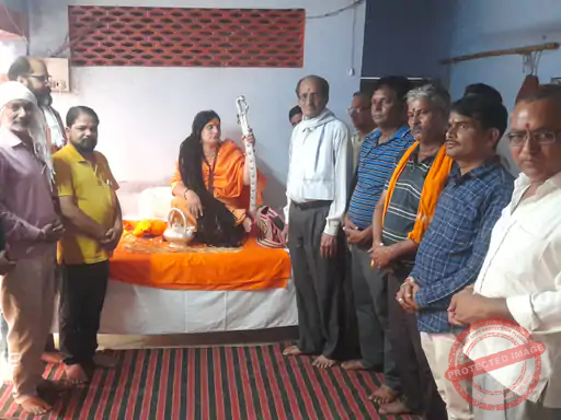 किन्नर अखाड़े की महामंडलेश्वर का चिड़ावा दौरा : मंदिर की जमीन पर कब्जा करने वालों को चेतावनी, समाज में फिजूलखर्ची पर चिंता जताई